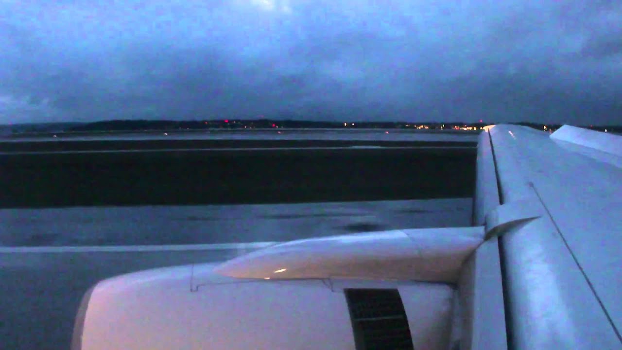 Washington D.C. (IAD) to Seattle (SEA) United Airlines 917 Landing