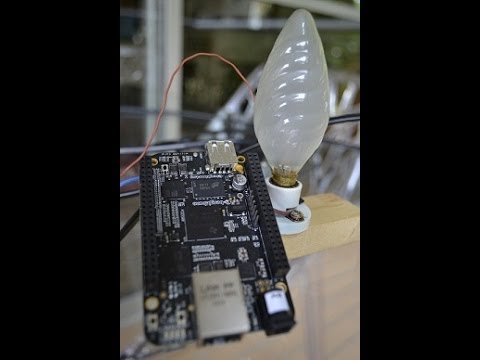 Beaglebone - encender una bombilla incandescente a través de internet.
