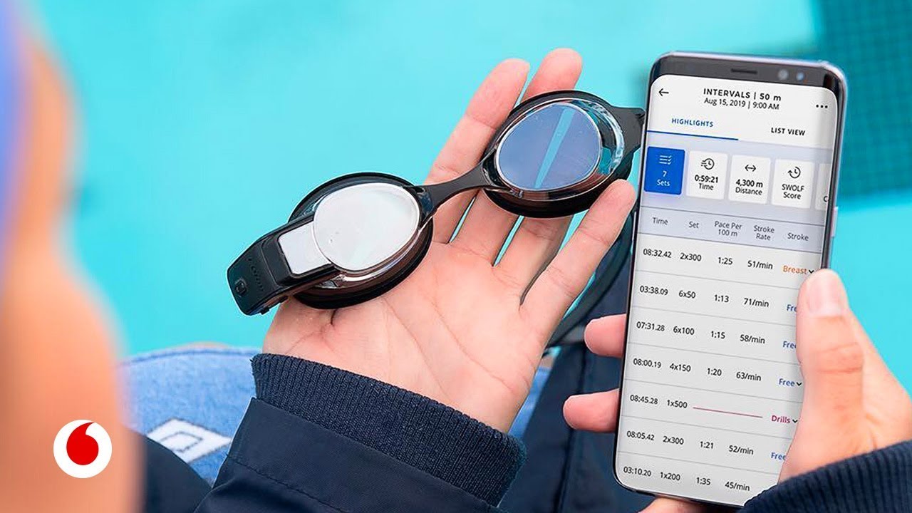 Realidad aumentada en tus gafas de natación - YouTube