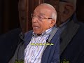 الرؤية والمزج بين السياسة و الأمن الحل إيه مع الكاتب الكبير فهمي هويدي Shorts الرؤية والمزج بين السياسة و الأمن الحل إيه مع الكاتب الكبير فهمي هويدي Shorts