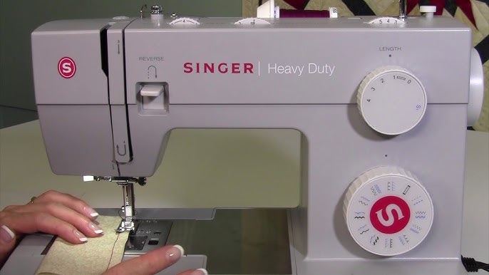 Singer Heavy Duty 4423 Sewing Machine Demo 