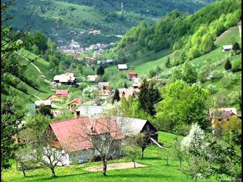 Marcela Groza - Cand eram acasa, la tata fecior (colaj etno - live)