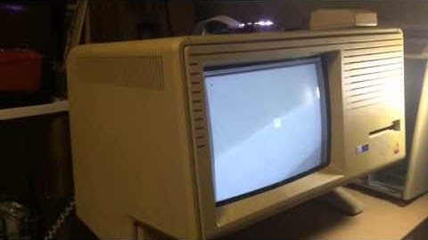Lisa XL booting up with Macintosh motherboard