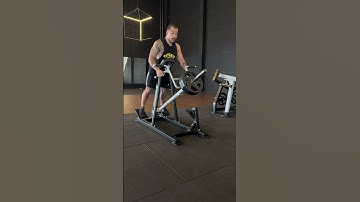 Remada cavalinho máquina (pegada neutra)