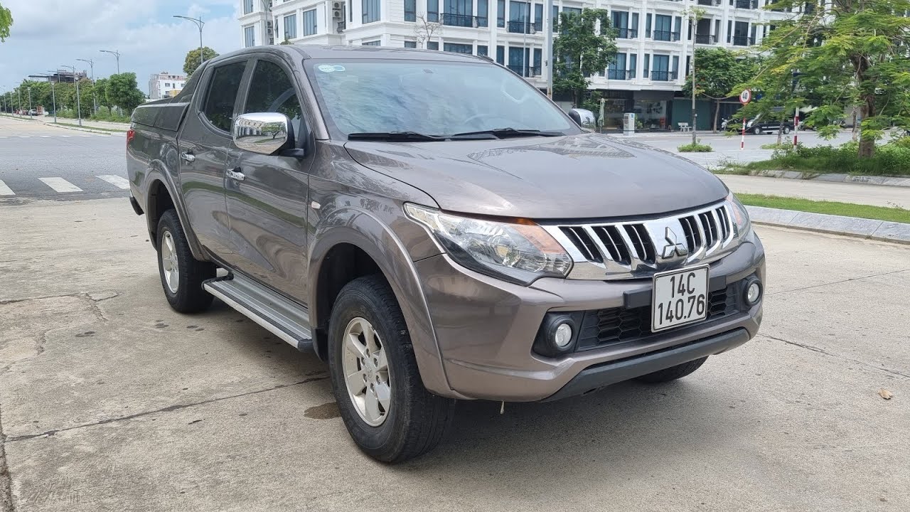 Bán tải Mitsubishi Triton 2015, số tự động, 1 cầu, siêu chất, cực đẹp