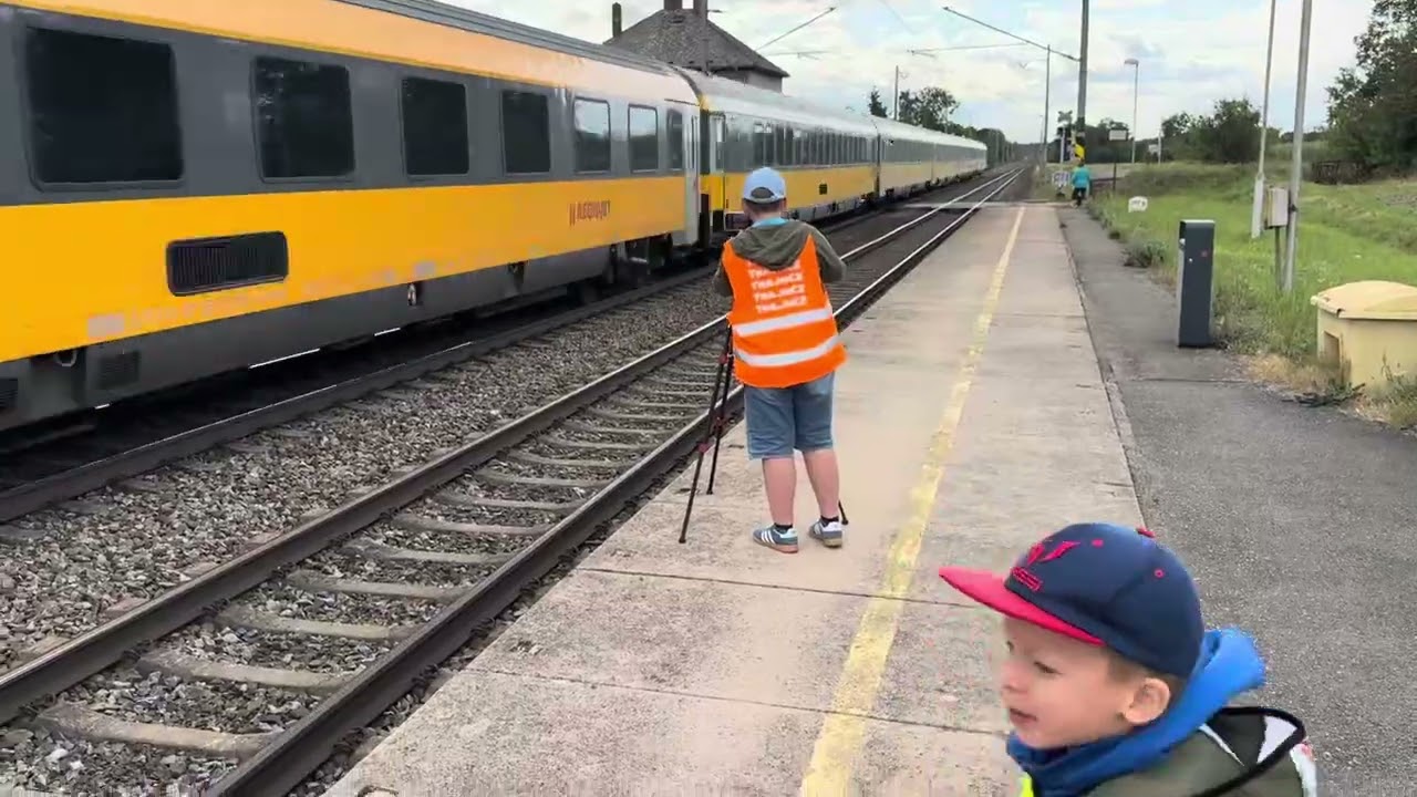 Vlaky u Pardubic, Sedlíšťka, proč zde Pendolino zastavilo?!?