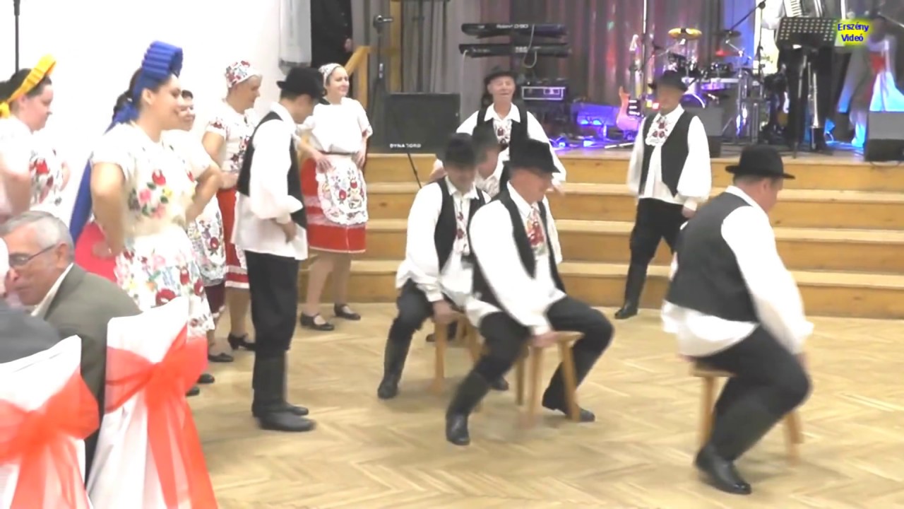 2016.11.26. Lánycsók - V I.Magyar Bál