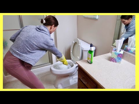 I'm a cleaning expert — 5 easy tricks that will make your bathroom