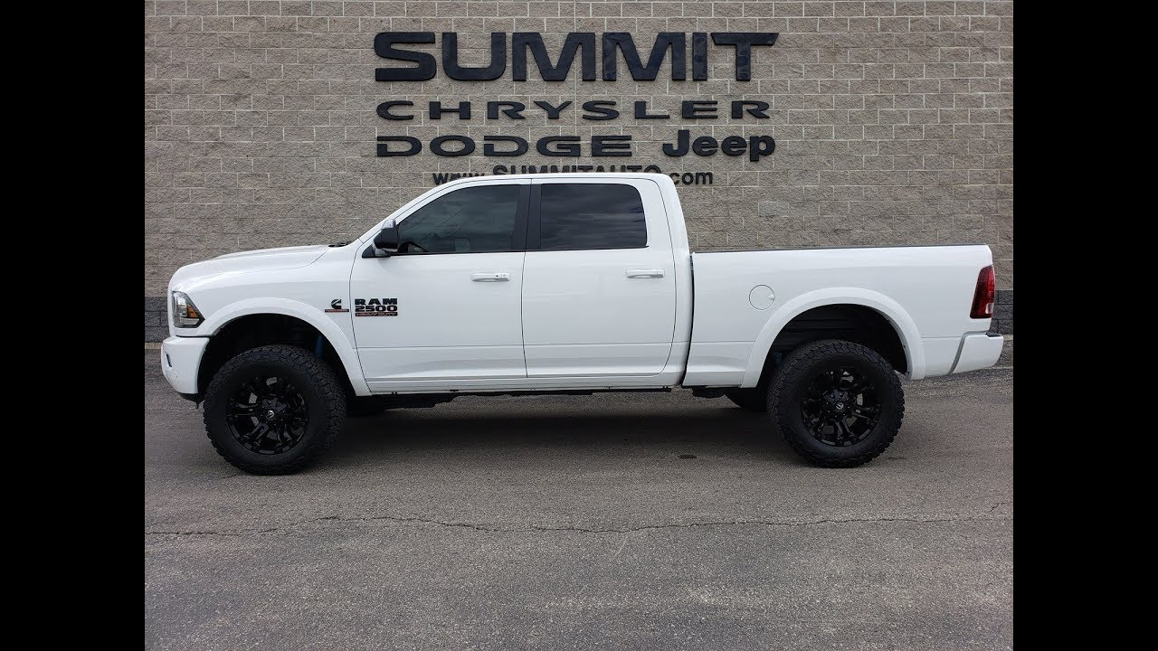 2017 RAM 2500 CREW LARAMIE SPORT BLACKOUT WALK AROUND REVIEWSOLD! 9990 WISCONSIN www.SUMMITAUTO.com