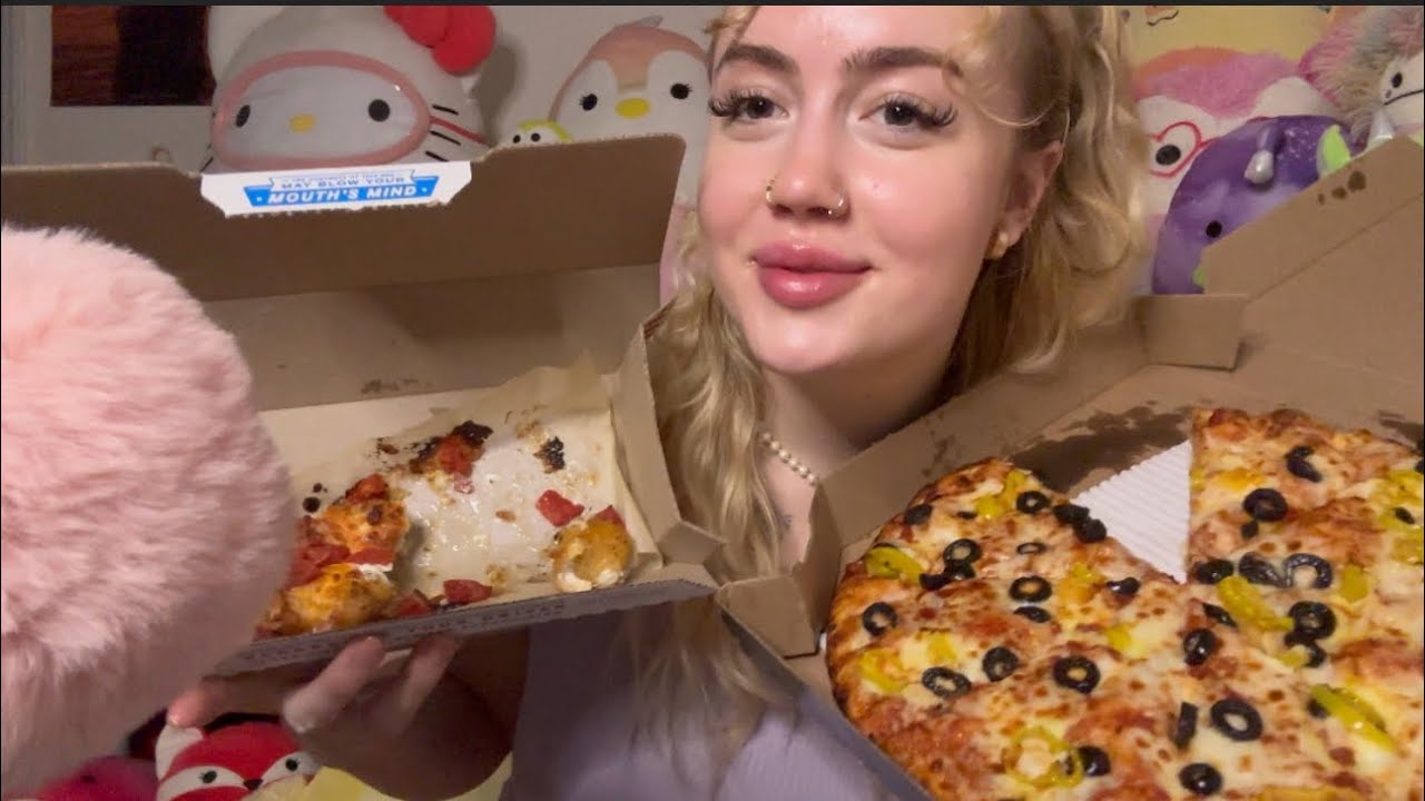 Pizza Mukbang/Eating Asmr *talking*