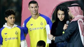 When Ronaldo couldn't speak Arabic,his girlfriend's attitude raised the fans in SaudiArabia #ronaldo