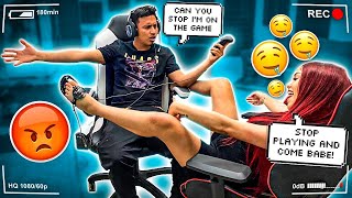 DISTRACTING My BOYFRIEND While He's ON THE GAME **REVENGE PRANK**