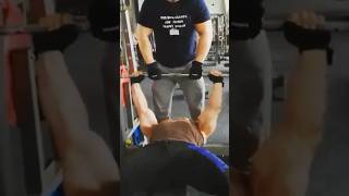 YOUNG KRIZO BENCHPRESSES 220kg! @krizoyoutube