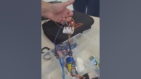 Experimento de associação de resistores em paralelo no Arduino