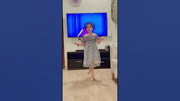 العين يا نور العين لشوفك تواقة 