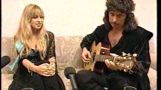 Blackmore's Night - I Think It's Going To Rain Today chords