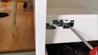 How to easily adjust Wren Kitchen Soft Close Drawers - new style (2016/17) drawer unit screenshot 3