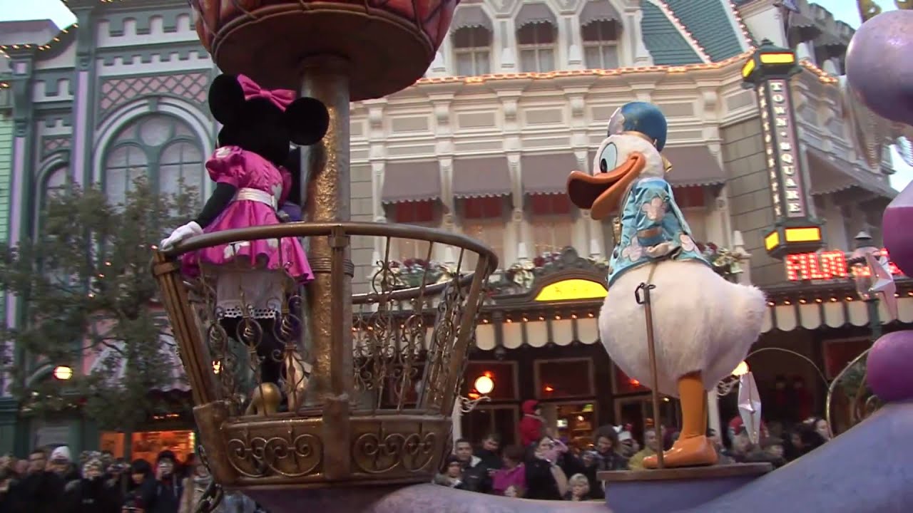 Once Upon A Dream Parade Followed by Dreams of Christmas