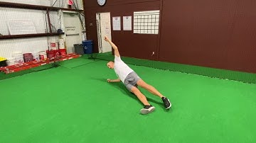 Side Plank + Toe Tap