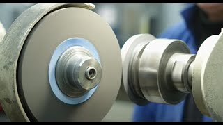 Truing and dressing of diamond grinding wheels