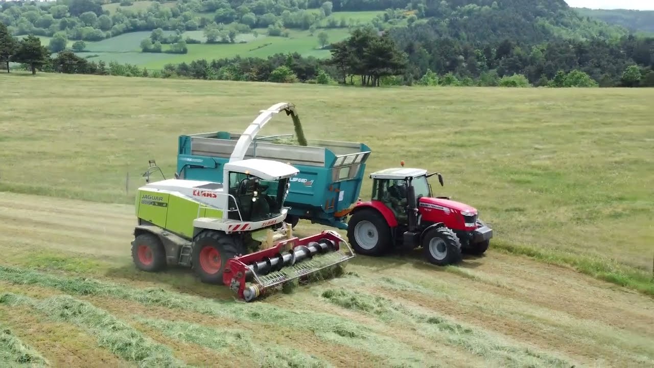ensilage d'herbe 2022 + ensilage de méteil en coupe direct