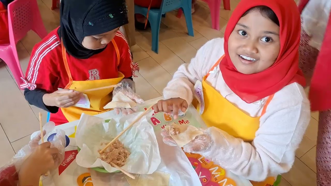 Fun Kitchen Class By BakmiGM