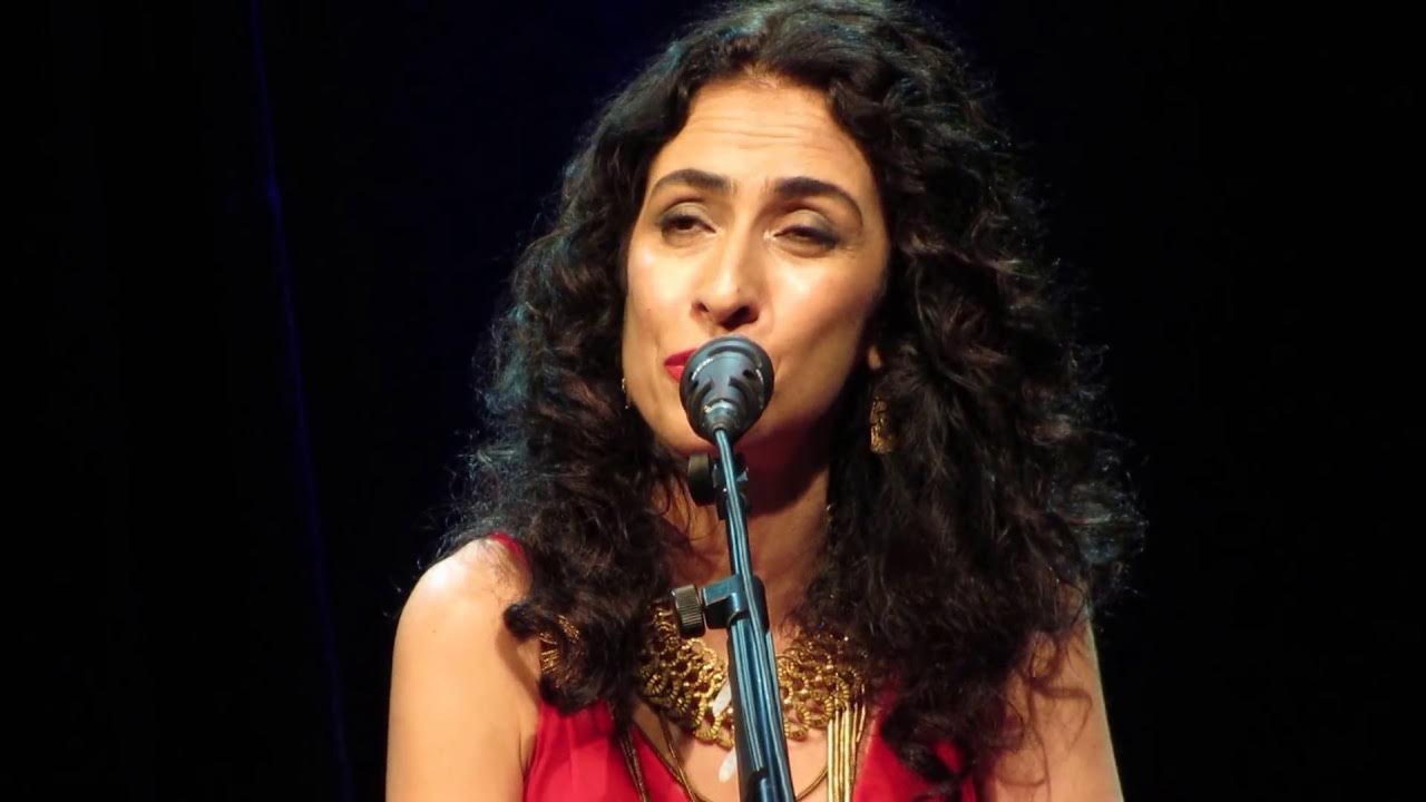 Marisa Monte e Paulinho da Viola - Carinhoso Marisa Monte e Paulinho da Viola - Carinhoso