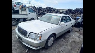 TOYOTA CROWN MAJESTA 4969