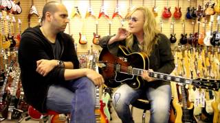 Melissa Etheridge stops by Norman's Rare Guitars chords