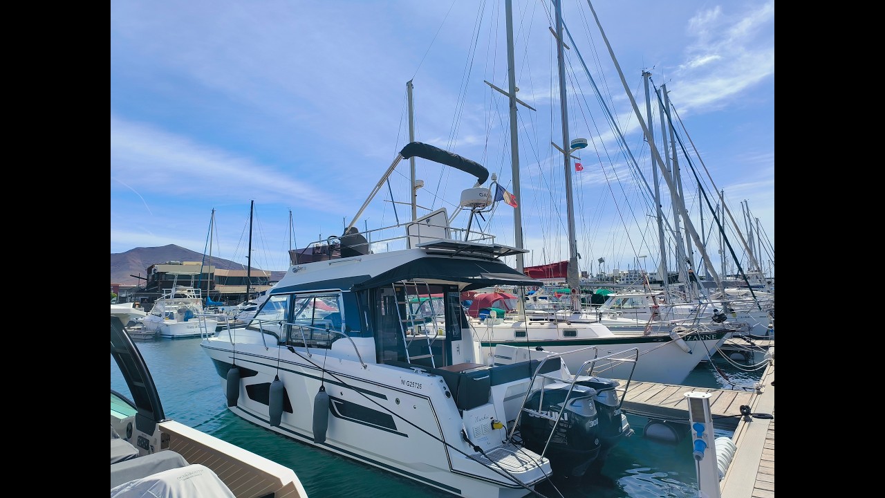 ⁣Jeanneau Merry Fisher 1095 Flybridge