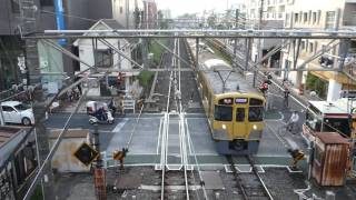 【電子警笛】西武新宿線　新井薬師前駅を通過する新2000系