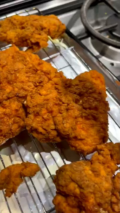 MY SECRET SOUTHERN FRIED CHICKEN RECIPE | Crispy, Crunchy, Peppery  | TheRecipeConnoisseur