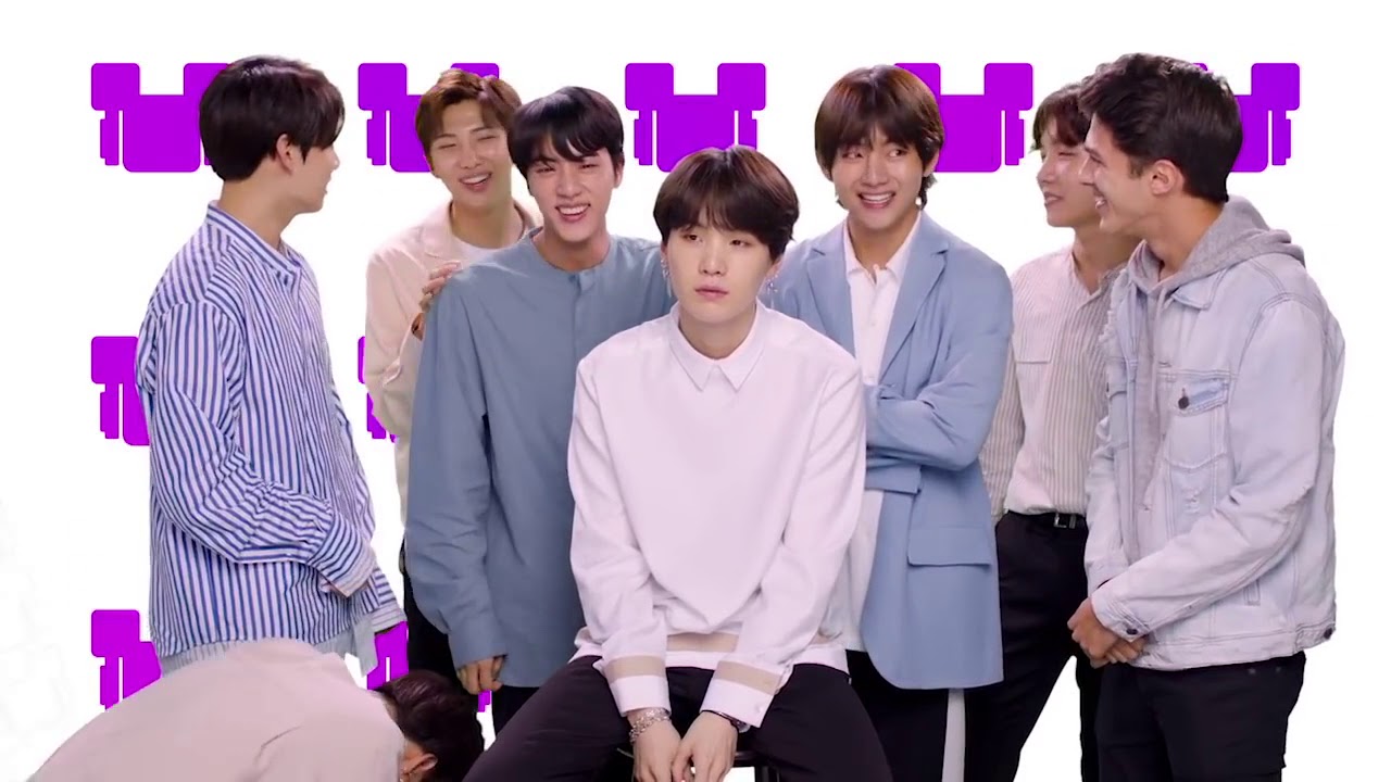 [Sub español] BTS juega a "Intenta no sonreír".