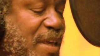 horace andy with sly &amp; robbie livin&#39;it up 12/17 holy mt zion