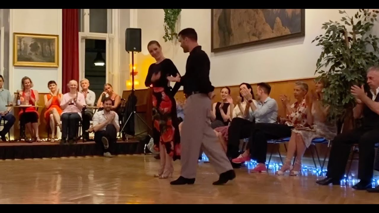 Chino Necchi & Lya Elcagu – “Silueta Porteña” | Tango Performance, Vienna