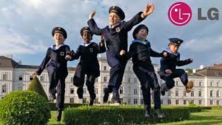 LG - Life's Good (Vienna Boys' Choir) Resimi