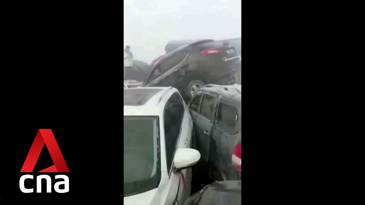 Nearly 300-car pileup on foggy Chinese bridge leaves one dead