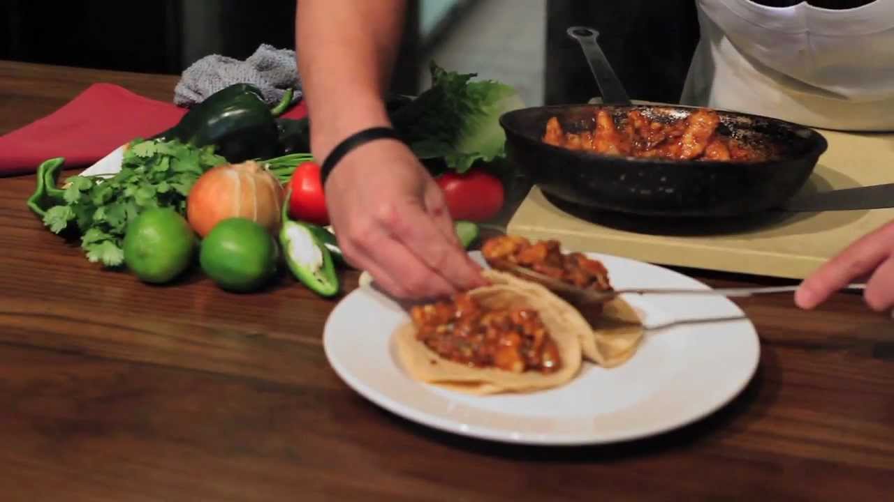 A Taste Of Mexico How To Make Fish Tacos with Salsa Mexicana - YouTube