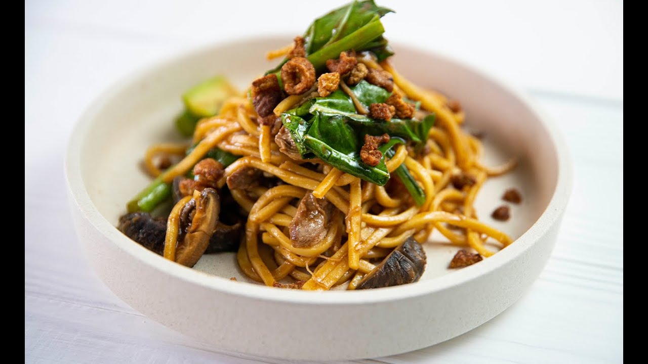 Hoisin Duck Noodles - Everyday Gourmet - YouTube