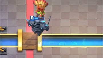 Level 6 Pekka vs Level 15 Dart Goblin#clashroyale #meme