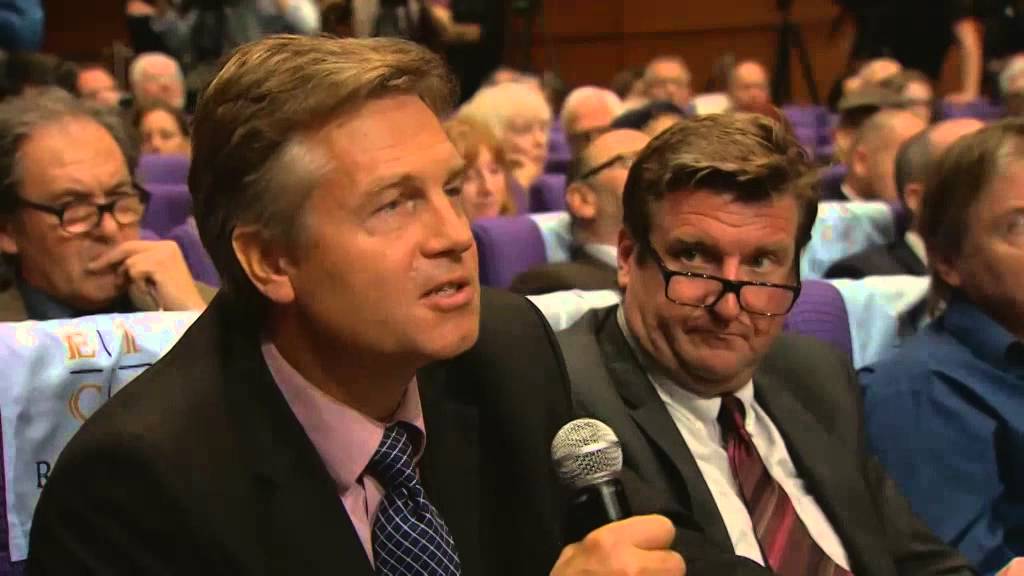 Some of the biggest names on the High Street and major banks have dealt Scotland's Yes campaign a si