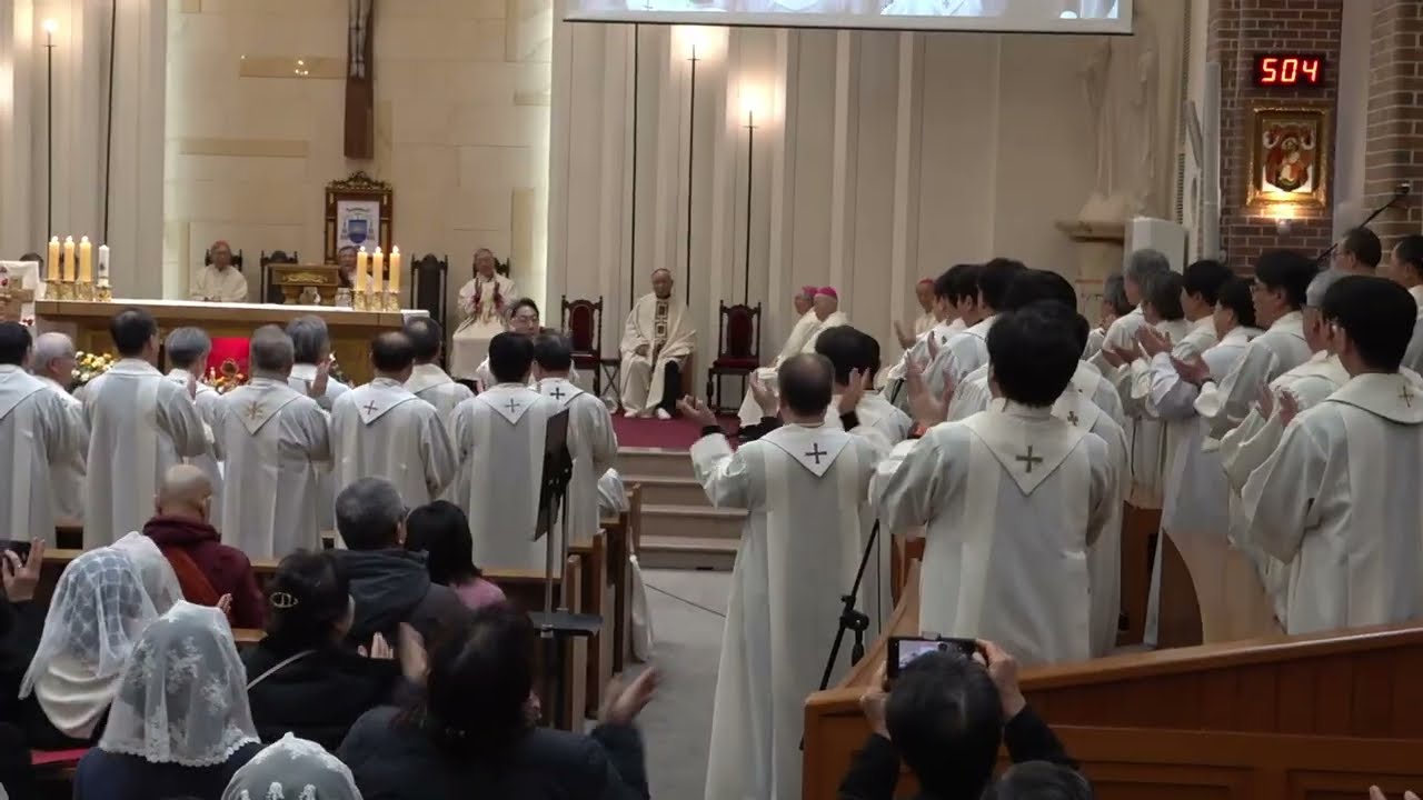 김창렬 바오로 주교님 백수 감사 미사 : 제주교구 사제단 축하 노래