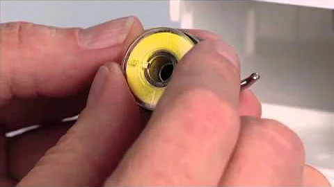 HSN | Singer | BobbinCase