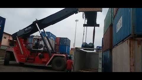 reach stacker operator training