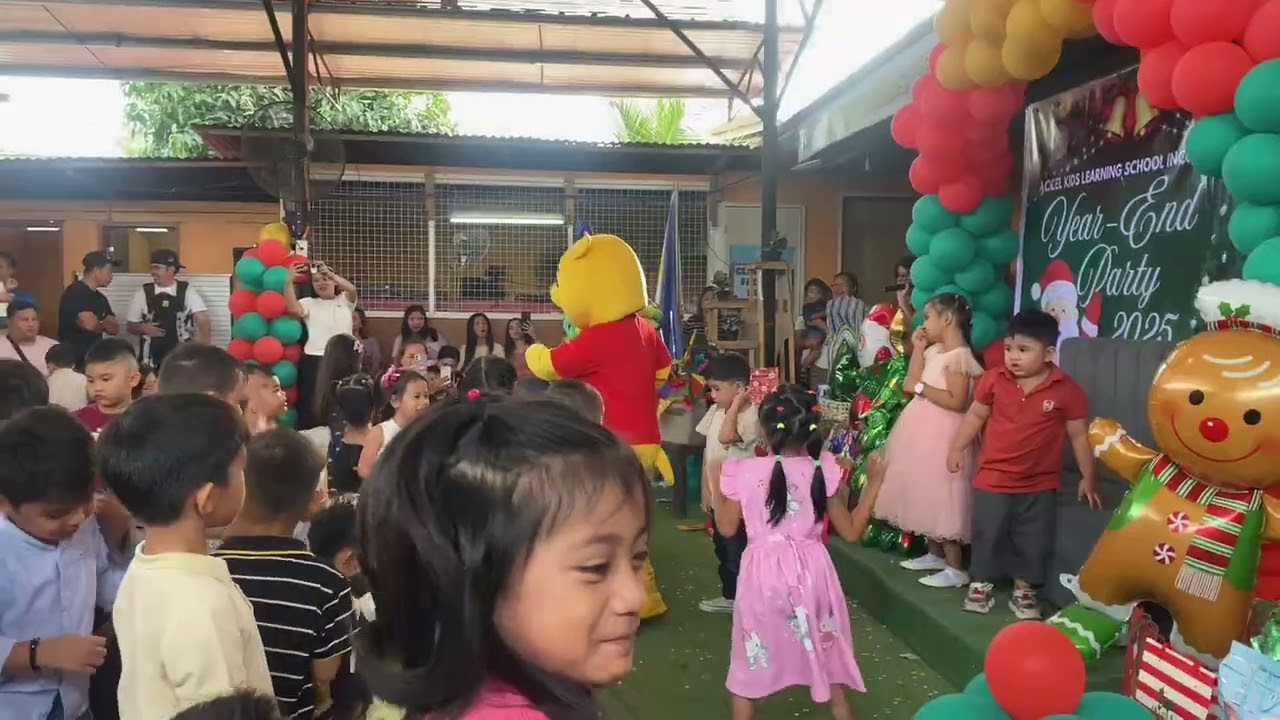 Ate Iyah’s Kindergarten Christmas Party! 