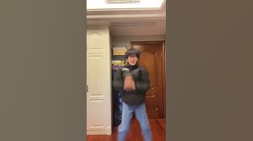 Zhang Xingte does another funny dance【张星特】的可爱舞蹈又来啦 好欢乐～｜Douyin Update 抖音更新 2/6/22