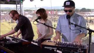 [LEG • PT-BR] CHVRCHES - GUN - LIVE @ T IN THE PARK