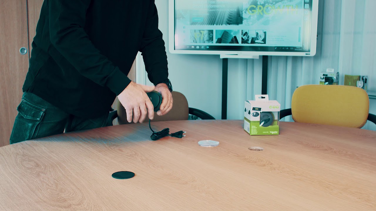 Unica System+ for kabelhåndtering - Slik installerer du det