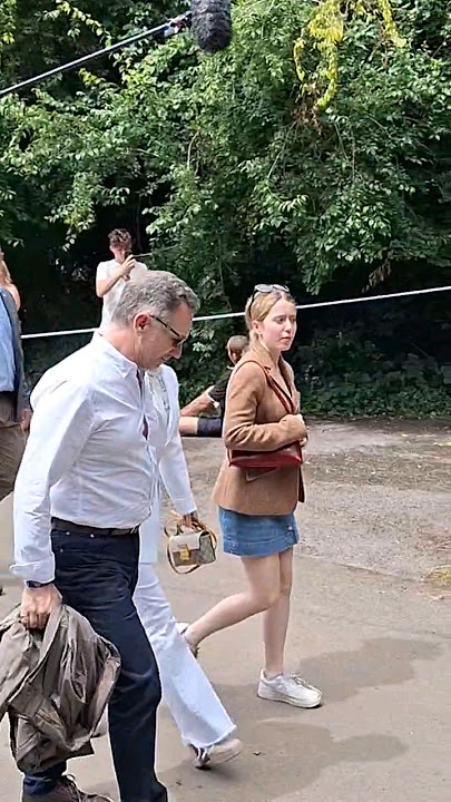 Christian Horner with Geri Halliwell #f1 #formula1 #racing #redbull #redbullracing #rbr #verstappen