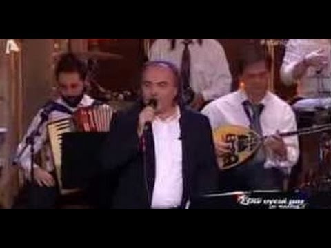 Χαράματα η ώρα τρεις (Θα 'ρθω να σε ξυπνήσω)Μπάμπης ΤσέρτοςΣτην υγειά μας 8 4 17